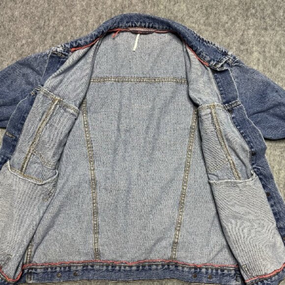 Free People We the Free Women’s Denim Jacket Indigo Blue 100% COTTON - Size M - Picture 4 of 14